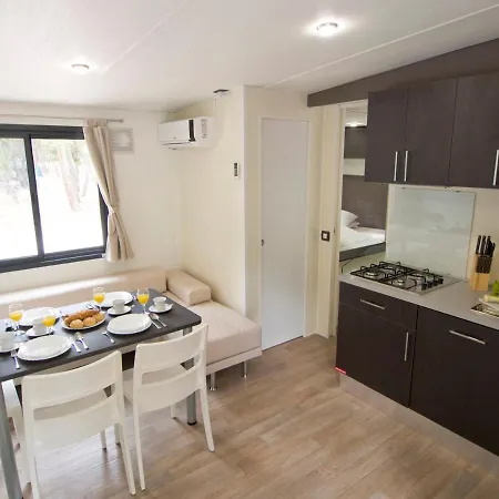 Üdülőpark Mobil Homes Lanterna Vacanceselect