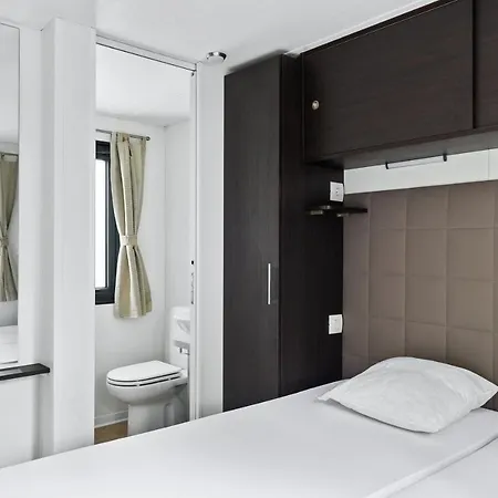 Üdülőpark Mobil Homes Lanterna Vacanceselect 4*