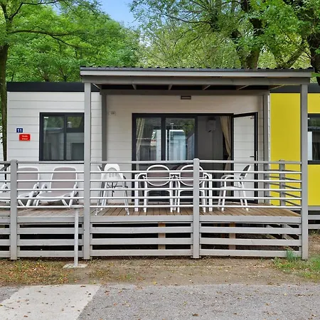 Üdülőpark Mobil Homes Lanterna Vacanceselect 4*